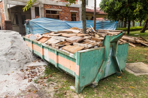 Rubbish collection service operating in London streets