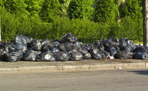 Keyboard navigation and accessible rubbish collection interface